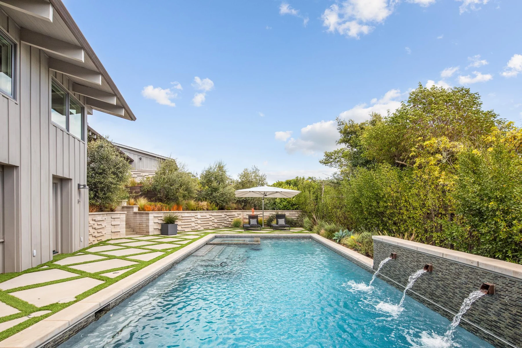 Modern architecture and pool at 116 Barn Road